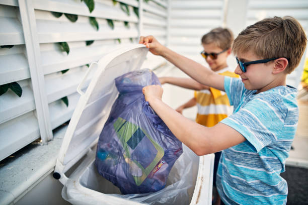 Best Commercial Junk Removal  in Cloverdale, IN